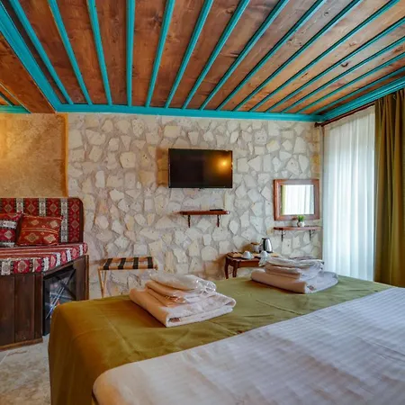 酒店 La Vie Cappadocia Cave 内夫谢希尔