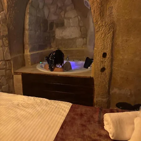 מלון La Vie Cappadocia Cave
